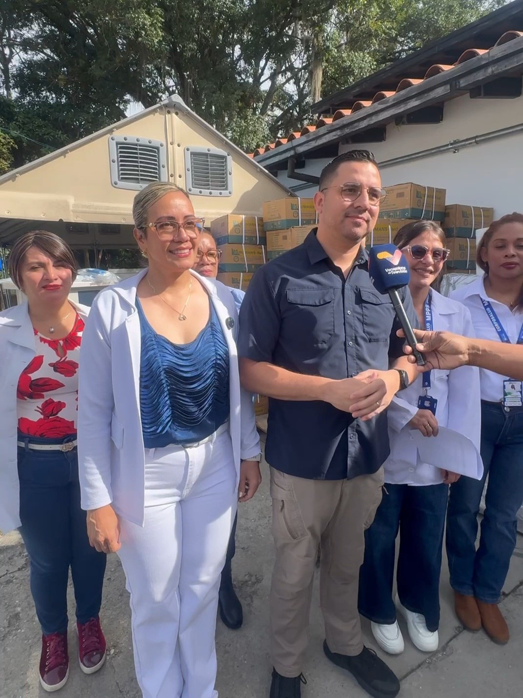 Mérida recibe más de 360 mil insumos médicos y 348 equipos quirúrgicos